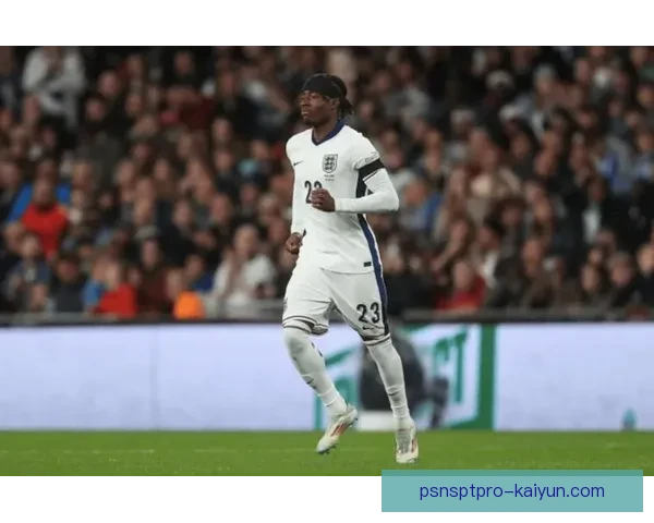 阿森纳队新赛季备战进程加快,年轻球员崭露头角,备受期待 阿森纳队新赛季备战进程加快,年轻球员崭露头角,备受期待