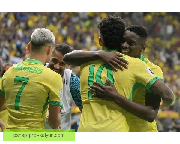 秘鲁队中路渗透战术助力球队突破防线，表现亮眼值得关注